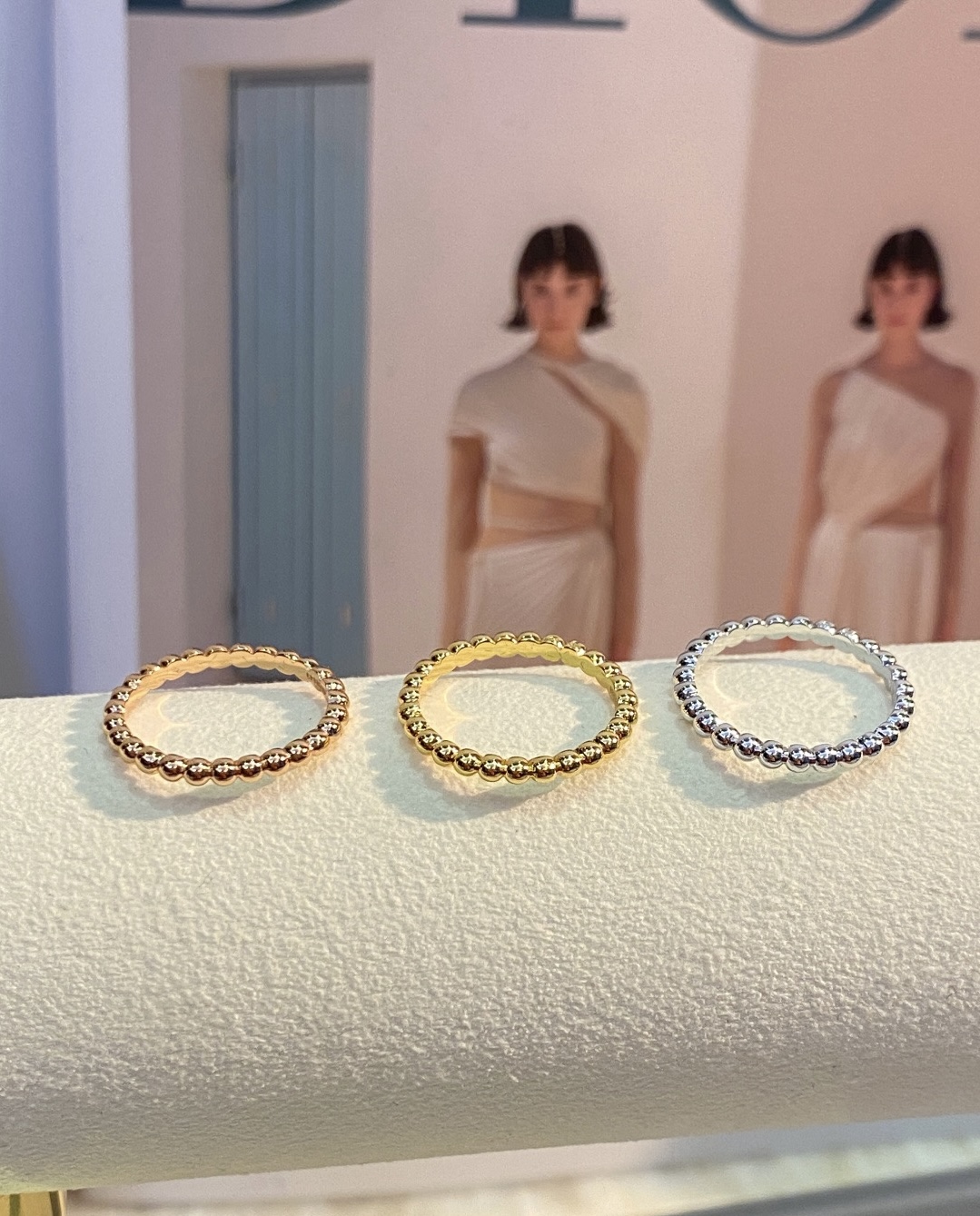 반클리프 뻬를리 반지 상세 이미지
